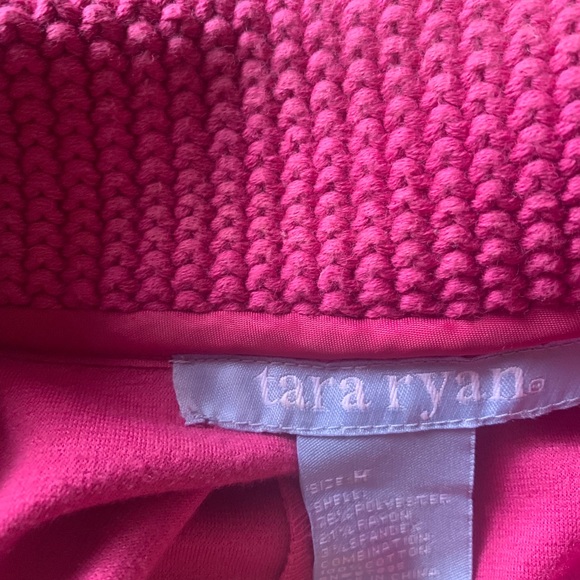 Tara Ryan Fuchsia Blazer - Picture 2 of 3